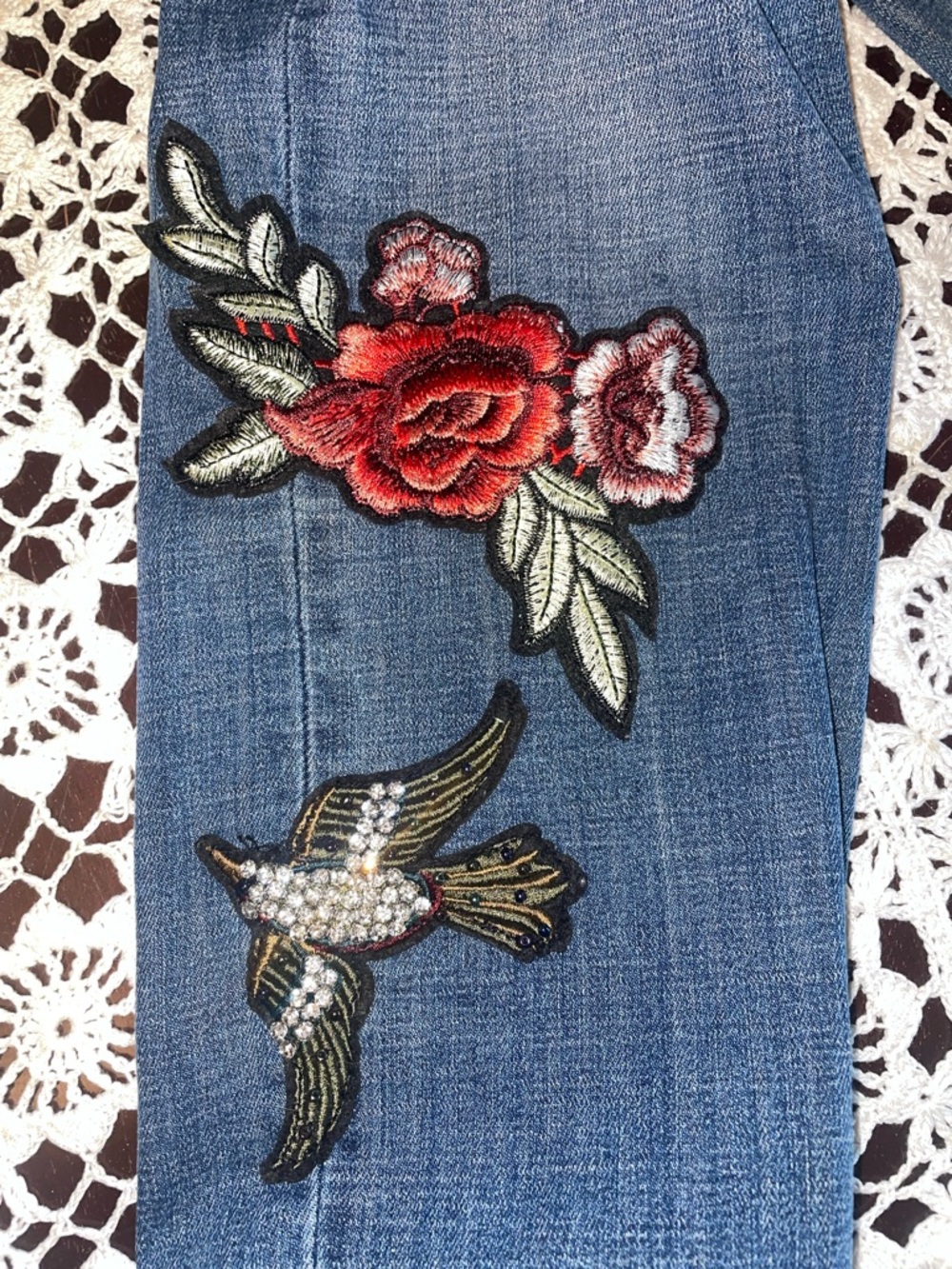 Laurie Felt Blue Skinny Jeans with Embroidered Bird & Floral Patches - Picture 4 of 7